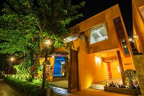 Light Stone Residence