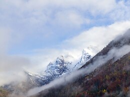 Berg'k'hof Kaisertal - Alpine Hideaway