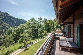 Berg'k'hof Kaisertal - Alpine Hideaway