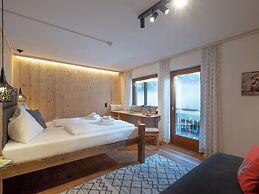 Berg'k'hof Kaisertal - Alpine Hideaway