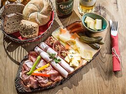 Berg'k'hof Kaisertal - Alpine Hideaway