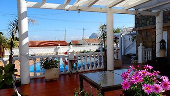 Hotel Casa Día y Noche