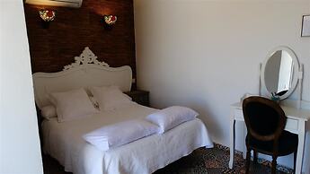 Hotel Casa Día y Noche