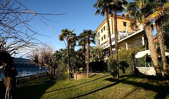 Hotel Lido di Angera