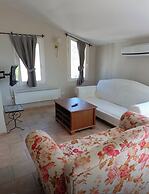 Es Apartments