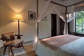 Neem Tree House