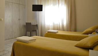 Hostal Restaurante Cuatro Caminos