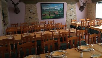 Hostal Restaurante Cuatro Caminos