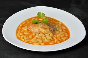 Hostal Restaurante Cuatro Caminos