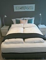 Post-Plaza Guesthouse