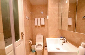 Dalian Yijia Apartment Sanba Square