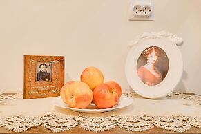 Sokroma Aristocrat Home Aparts