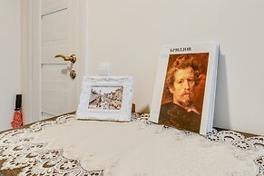 Sokroma Aristocrat Home Aparts