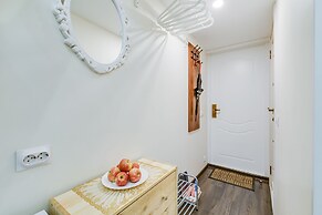 Sokroma Aristocrat Home Aparts