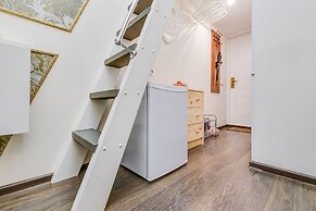 Sokroma Aristocrat Home Aparts