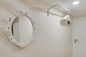 Sokroma Aristocrat Home Aparts