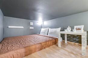 Sokroma Aristocrat Home Aparts