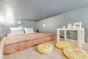 Sokroma Aristocrat Home Aparts