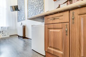 Sokroma Aristocrat Home Aparts