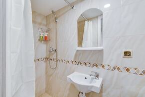 Sokroma Aristocrat Home Aparts