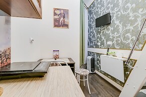 Sokroma Aristocrat Home Aparts