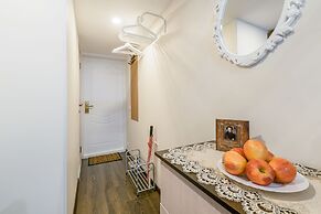 Sokroma Aristocrat Home Aparts