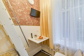 Sokroma Aristocrat Home Aparts