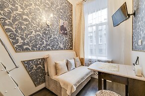 Sokroma Aristocrat Home Aparts