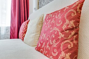 Sokroma Aristocrat Home Aparts