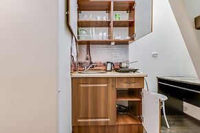 Sokroma Aristocrat Home Aparts