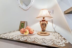 Sokroma Aristocrat Home Aparts