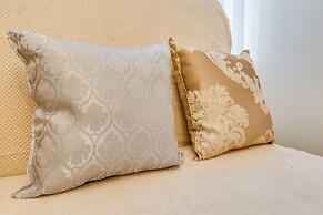 Sokroma Aristocrat Home Aparts