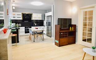 JessApart - Babka Tower Apartment