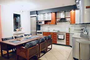 JessApart - Babka Tower Apartment