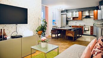 JessApart - Babka Tower Apartment