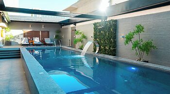 Lijam Hotel