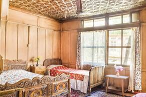 GuestHouser 1 BR Houseboat 1fda