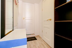 Sokroma Alye Parusa Aparts