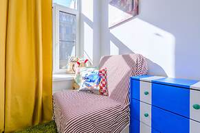 Sokroma Alye Parusa Aparts