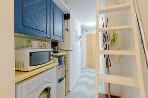 Sokroma Alye Parusa Aparts