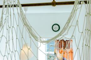 Sokroma Alye Parusa Aparts