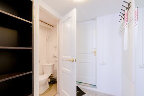 Sokroma Alye Parusa Aparts