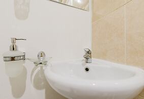 Sokroma Alye Parusa Aparts