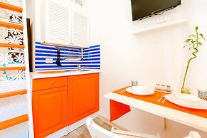 Sokroma Alye Parusa Aparts