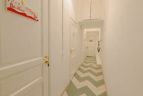 Sokroma Alye Parusa Aparts