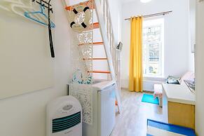 Sokroma Alye Parusa Aparts