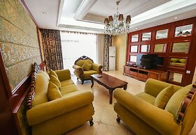 Elizabeth Royal Apartments