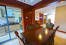 Elizabeth Royal Apartments