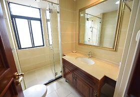 Elizabeth Royal Apartments