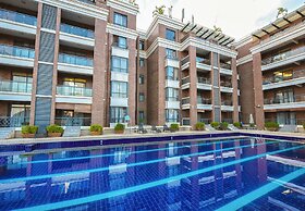 Elizabeth Royal Apartments